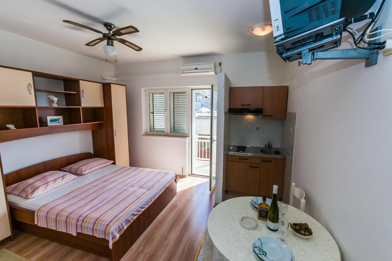 Ferienwohnung Sea View Sumartin Exterior foto